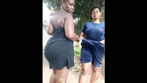 Media: xtra_bootie Stripchat 2025-06-10 08:14:00