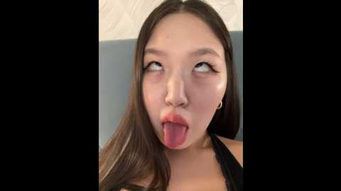 Media: aiko_yumi Stripchat 2025-06-11 14:44:00