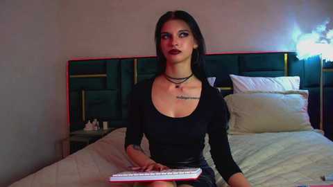 Media: beverlymost Stripchat 2025-06-11 01:34:00