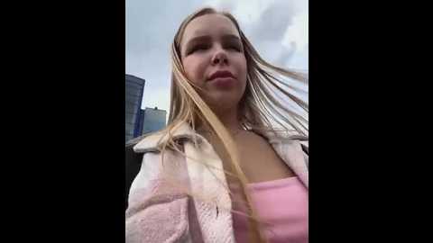 Media: liza_risky Stripchat 2025-06-11 10:51:00