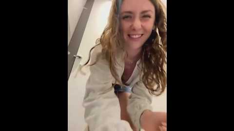 Media: mariid Stripchat 2025-06-11 09:47:00