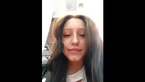 Media: your_jewerly Stripchat 2025-06-11 02:18:00