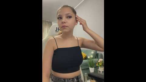 18teengirl3 @ stripchat on 20250612