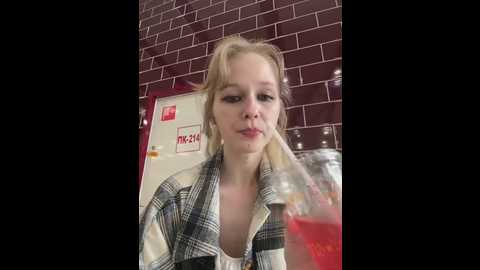 julie_bae @ stripchat on 20250612