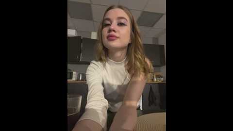 Media: kiramyers Stripchat 2025-06-12 04:36:00