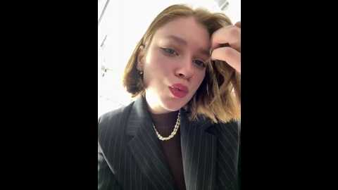 lucy_joy @ stripchat on 20250612