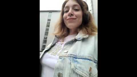 bella_gloria @ stripchat on 20250613