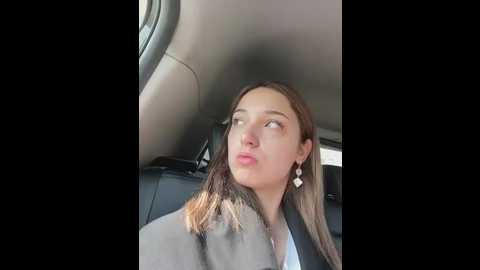 Media: dollytall Stripchat 2025-06-13 08:50:00