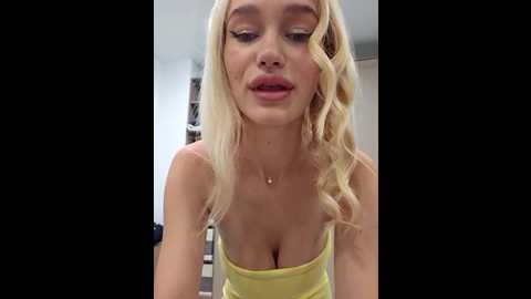 Media: kristinadane Stripchat 2025-06-13 02:20:00