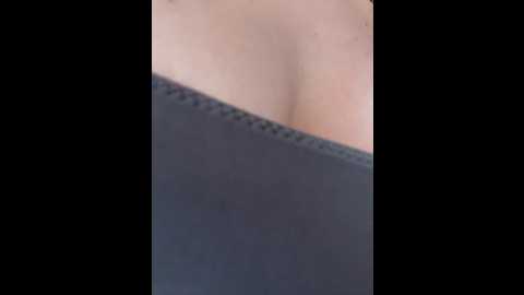 Media: liza_risky Stripchat 2025-06-13 10:39:00