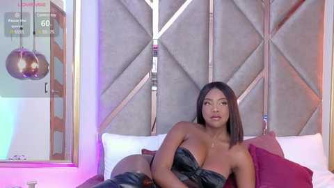 lola_king @ stripchat on 20250613