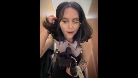 meow_girl @ stripchat on 20250613