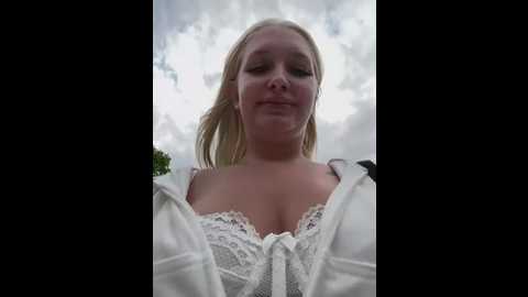Media: milkyy_wway Stripchat 2025-06-13 11:56:00