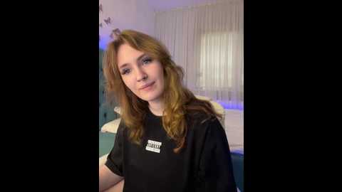 _chlo__e @ stripchat on 20250614