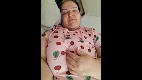 curvymilfxx990 @ stripchat on 20250614