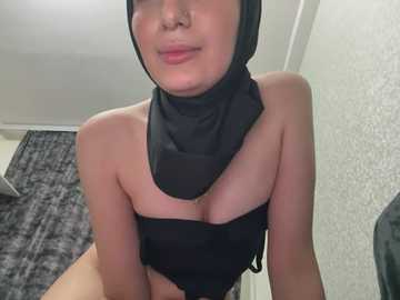 gumusguray @ stripchat on 20250614