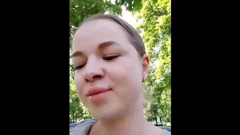 Media: wandernicole Stripchat 2025-06-14 10:54:00