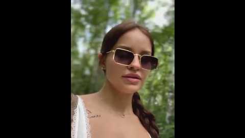 Media: angelinateller Stripchat 2025-06-15 04:17:00
