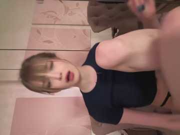 bellasecrett @ stripchat on 20250615