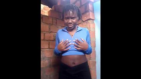 Media: black_juicy24 Stripchat 2025-06-15 05:37:00