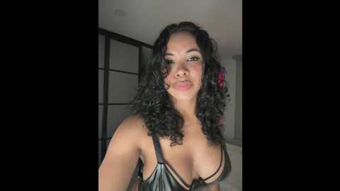 brunettexio @ stripchat on 20250615