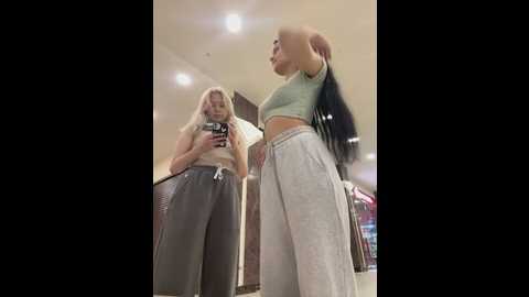 cum_girlss @ stripchat on 20250615