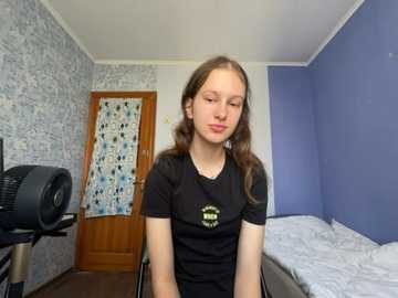 eva_angel3 @ stripchat on 20250615