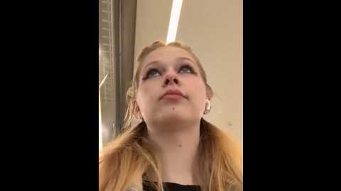 julie_bae @ stripchat on 20250615