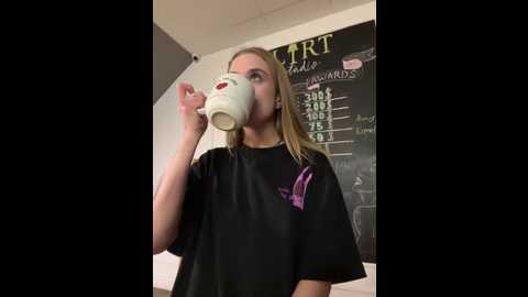 kiramyers @ stripchat on 20250615