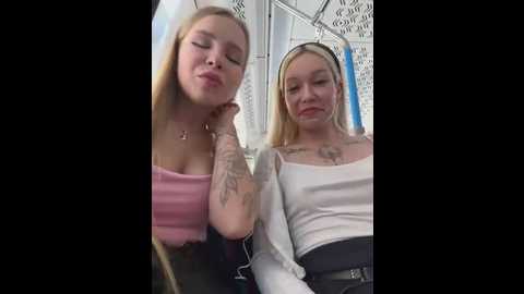 Media: liza_risky Stripchat 2025-06-15 08:10:00