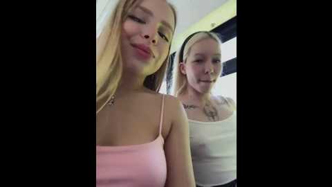 liza_risky @ stripchat on 20250615