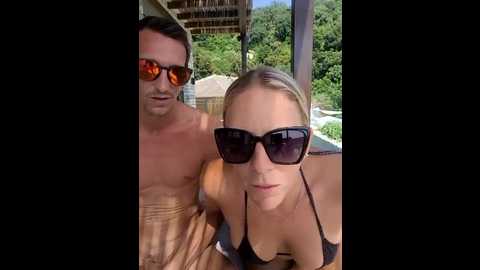 Media: secret_couple_ Stripchat 2025-06-15 13:44:00