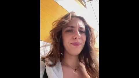 Media: mariid Stripchat 2025-06-16 07:05:00