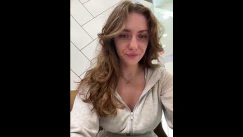 Media: mariid Stripchat 2025-06-16 07:16:00