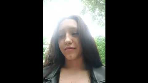 Media: your_jewerly Stripchat 2025-06-16 02:02:00
