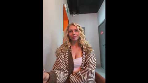 aleksa_qt @ stripchat on 20250617