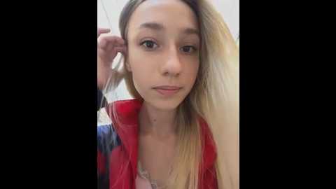Media: lia__love Stripchat 2025-06-17 12:02:00