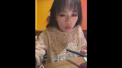 Media: sexy_bobo520 Stripchat 2025-06-17 14:04:00