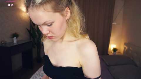 cloverchurchey @ stripchat on 20250618