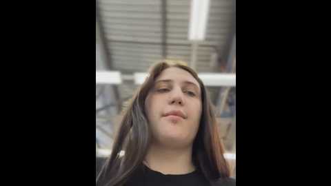 Media: evvamur Stripchat 2025-06-18 09:19:00