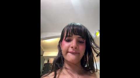 Media: kevin_hotgirls Stripchat 2025-06-18 10:18:00