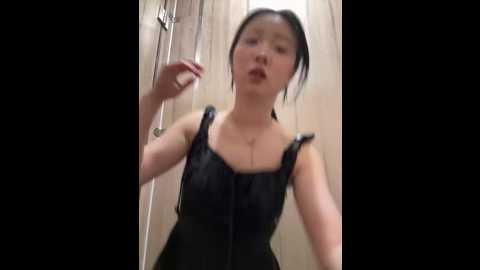 Media: kexin_xin Stripchat 2025-06-18 01:37:00