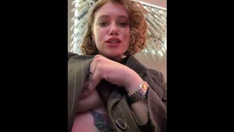 Media: lucy_joy Stripchat 2025-06-18 13:48:00