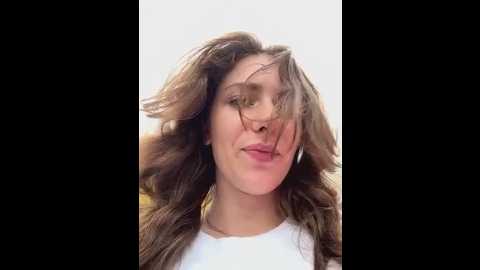 Media: mariid Stripchat 2025-06-18 11:15:00