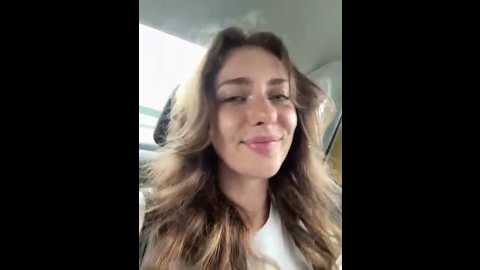 Media: mariid Stripchat 2025-06-18 11:20:00