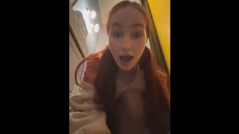 Media: snappyhappy Stripchat 2025-06-18 17:39:00