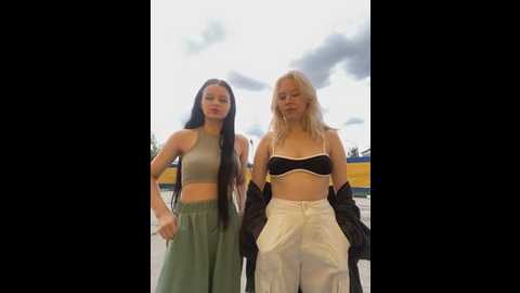 cum_girlss @ stripchat on 20250619