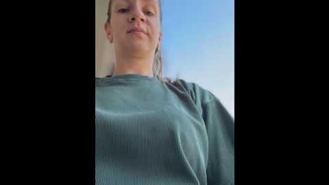 Media: evvamur Stripchat 2025-06-19 01:08:00