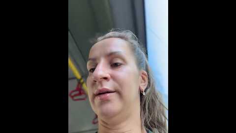 Media: evvamur Stripchat 2025-06-19 01:43:00