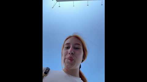 Media: foxy_heart Stripchat 2025-06-19 04:18:00